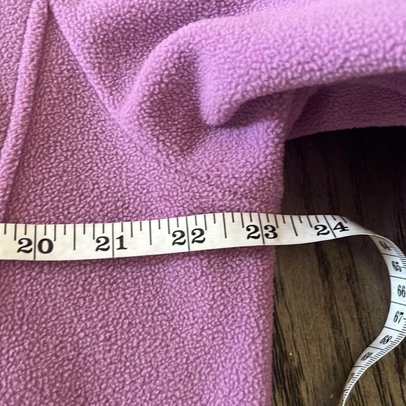 Sea world sweater sz Xl - Picture 4 of 5